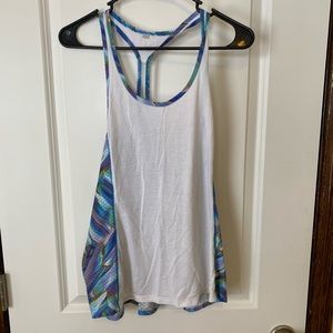 Under armour tank size M